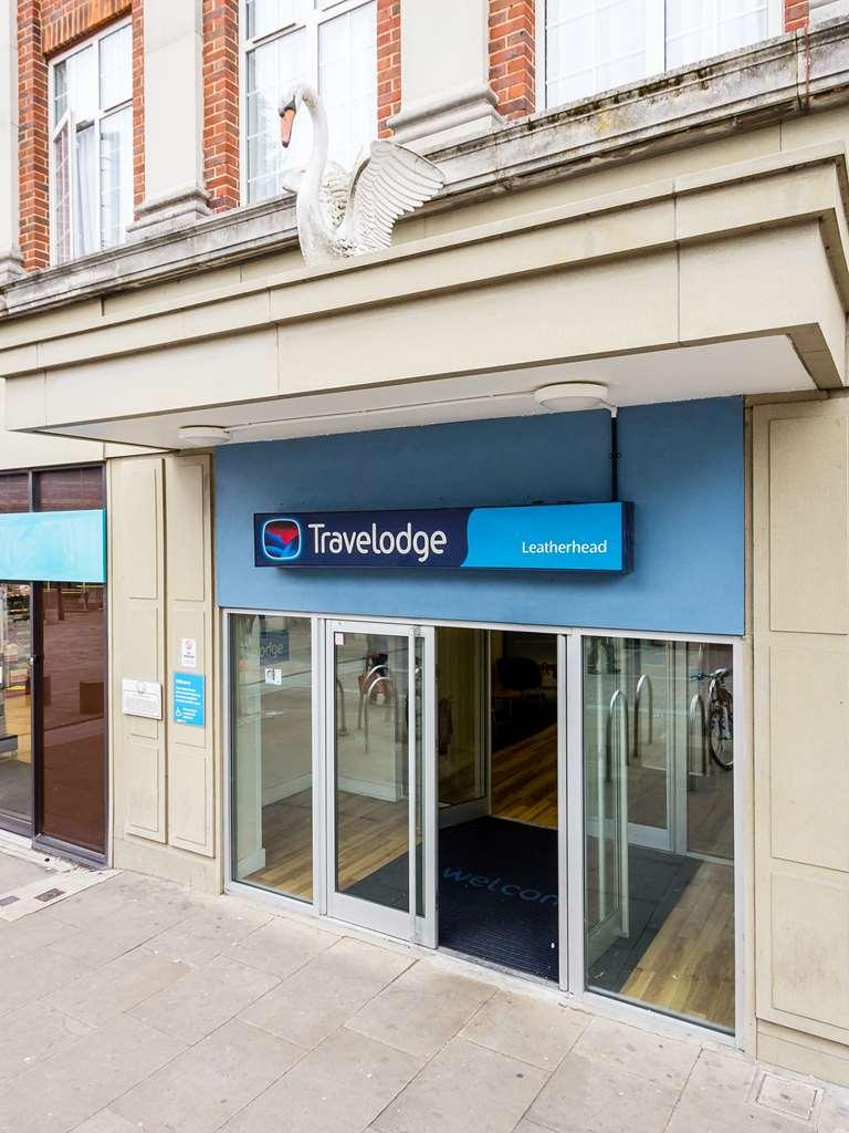 Travelodge Leatherhead Exteriér fotografie